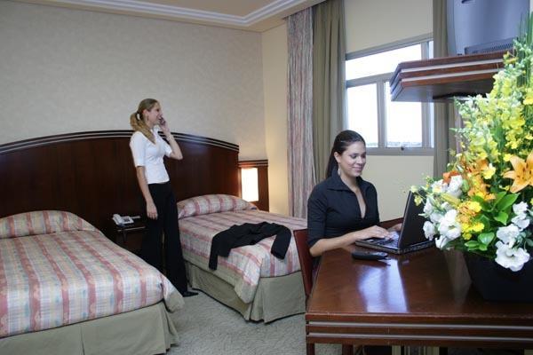Hotel Anaca Sao Carlos Buitenkant foto
